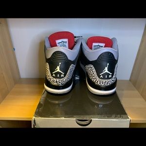 Jordan 3 - 2011 Black Cement 3s -SZ 6.5y